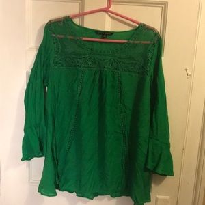 Cool light green top - Large